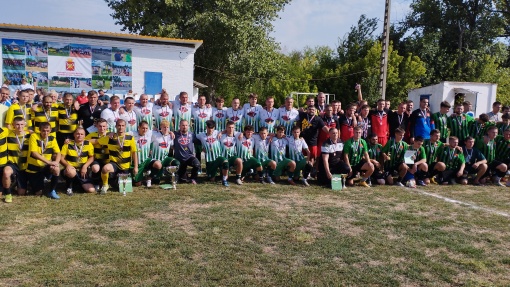 Впервые «Каменск-Юниор»